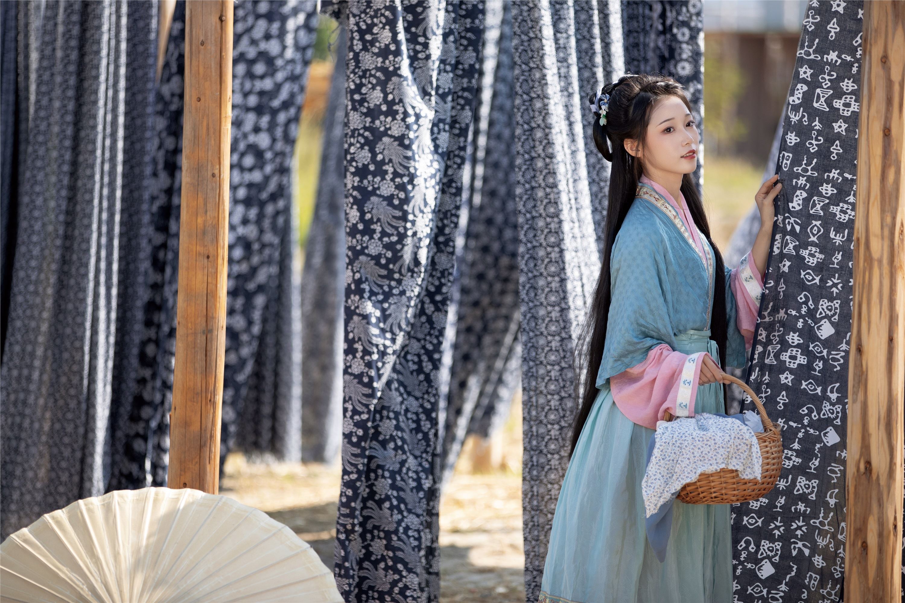 YITUYU艺图语 2025.01.25 拾穗 苗子